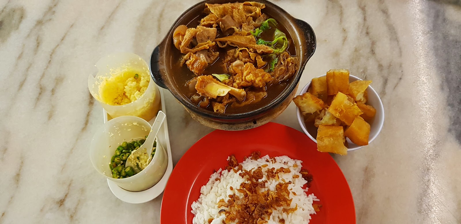 饗 肉骨茶 8